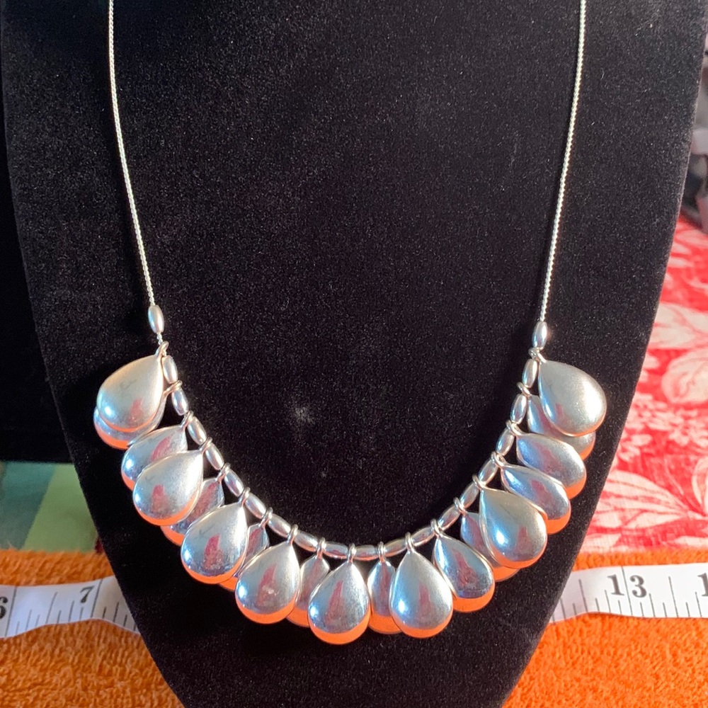 Silver teardrop statement necklace fashion jewelry